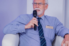 cr0we27_edit_387878151184562